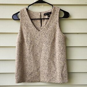 Banana republic v neck sleeveless blouse top